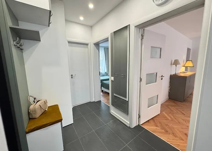 A 2bd Апартамент *